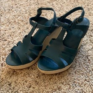 LL Bean Women’s 7 wedge sandal